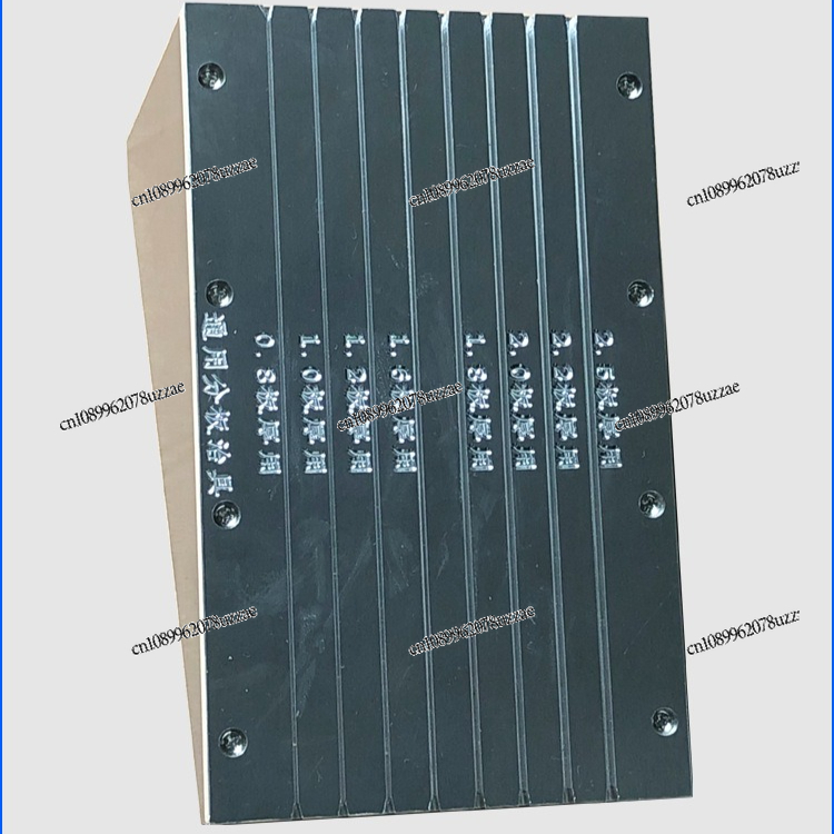 Divided Board Fixture 2.5 Boar - Office Furniture And Fixtures recensie en prijs